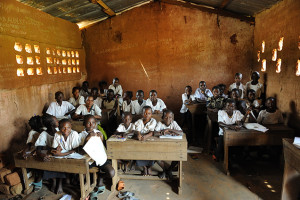 Gli alunni in una scuola di Tshimbulu nella Repubblica Democratica del Congo